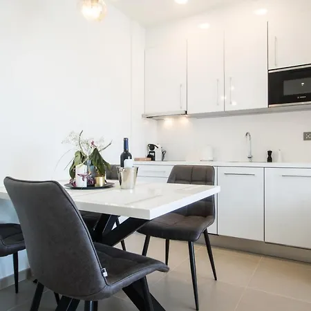 Apartamento Intempo Sky 162 *